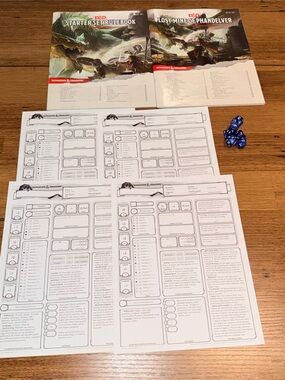D&D Lost Mine Of Phandelver Booklet, Starter Set Rulebook 4 Character Pages Dice